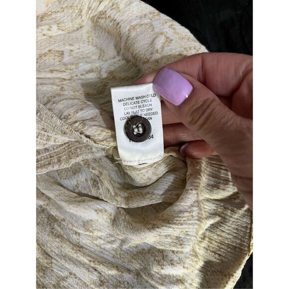 Tart Top Womens Size Medium Beige Snake Print Flowy Smocked Peplum Top NWT - Picture 7 of 11